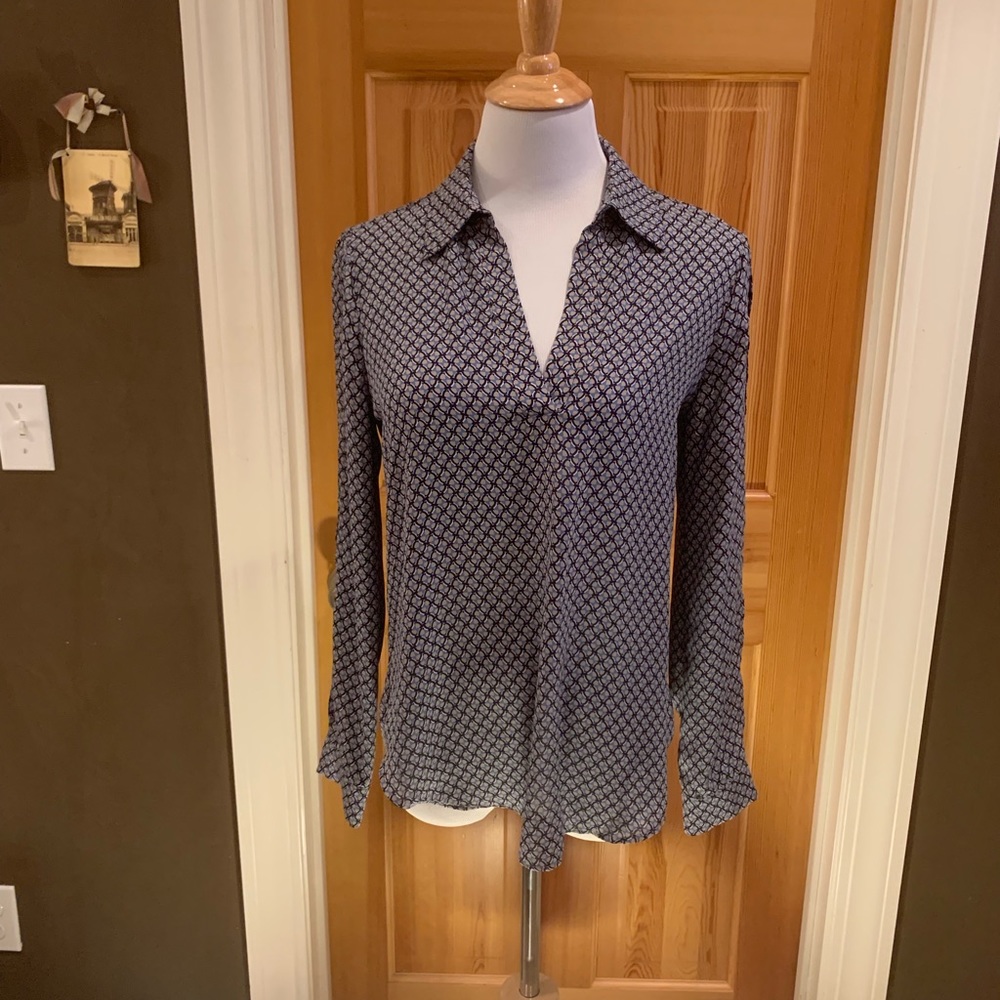 Blue printed blouse.